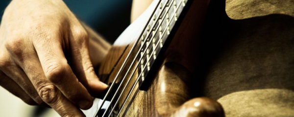 jouer la basse